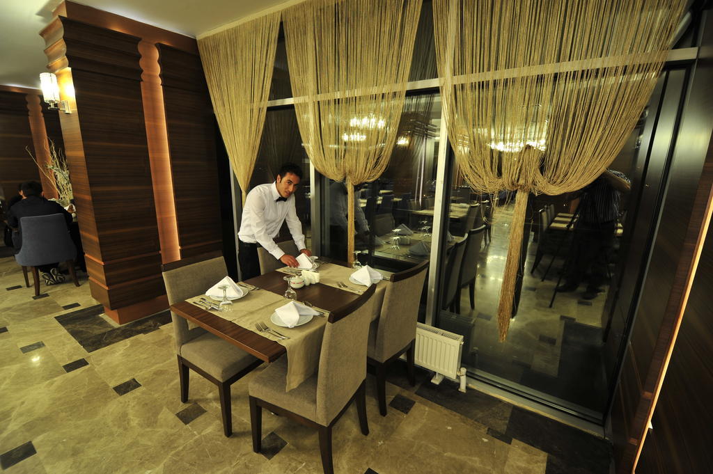 Agrı Grand Cenas Hotel מראה חיצוני תמונה
