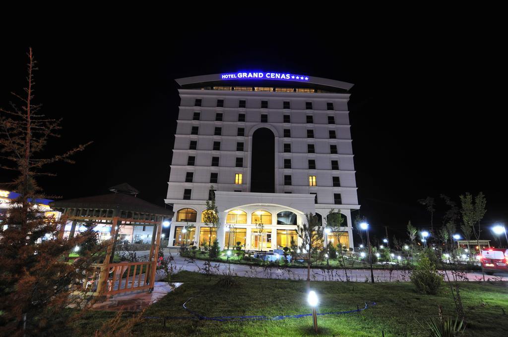 Agrı Grand Cenas Hotel מראה חיצוני תמונה